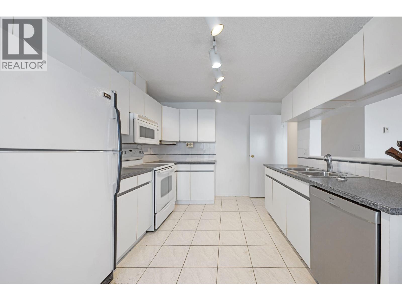 1001 8 Laguna Court, New Westminster, British Columbia  V3M 6M6 - Photo 23 - R3057305