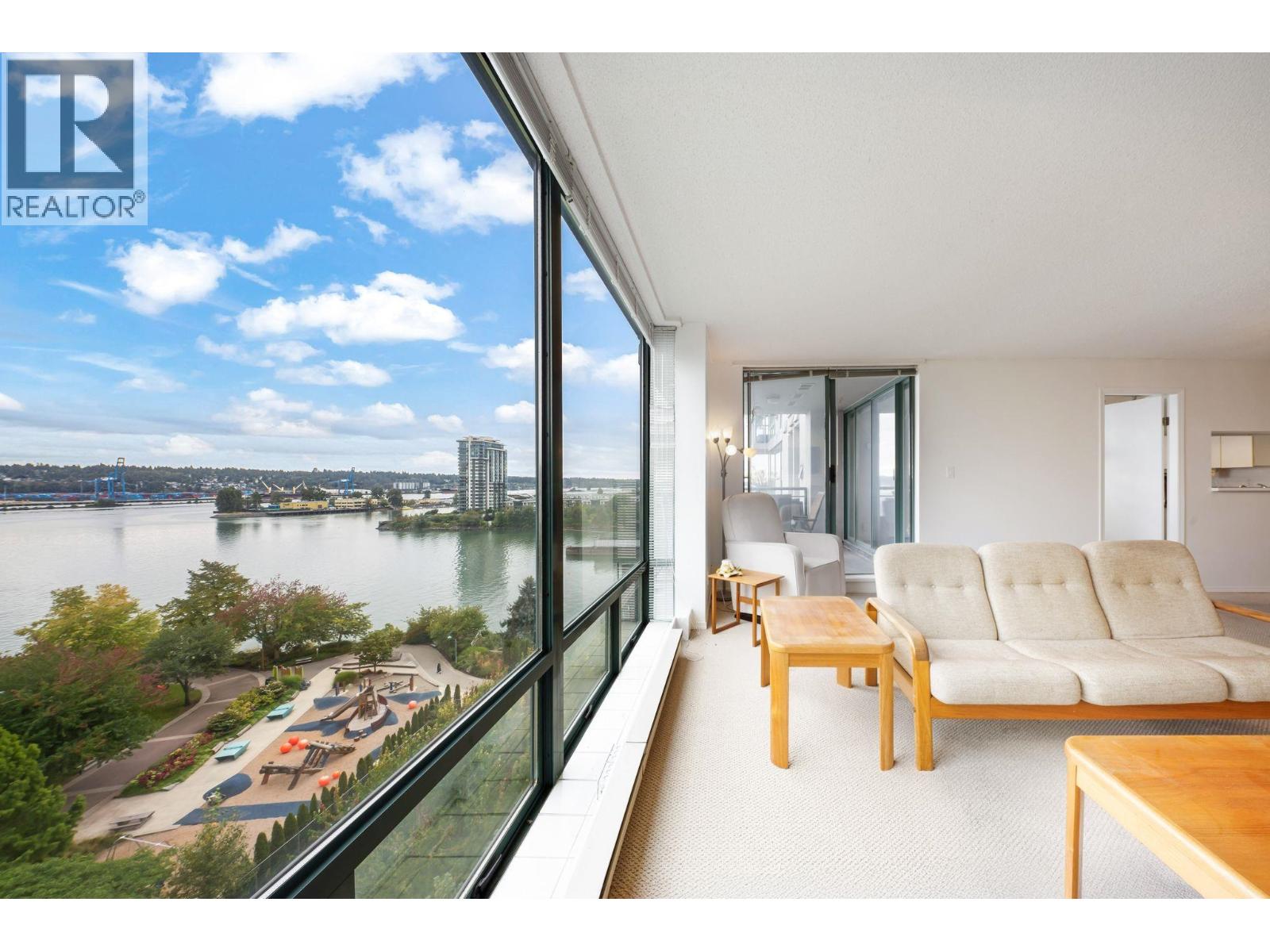 1001 8 Laguna Court, New Westminster, British Columbia  V3M 6M6 - Photo 2 - R3057305