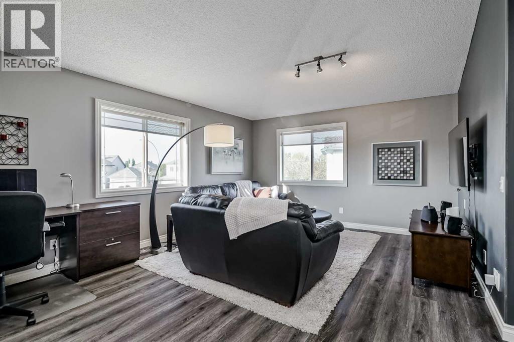 177 Douglas Glen Manor Se, Calgary, Alberta  T2Z 3Y5 - Photo 11 - A2262725
