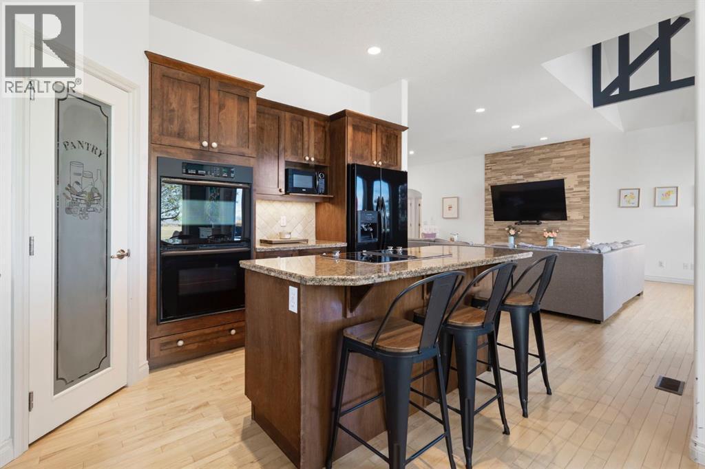 7 Rockcliff Landing Nw, Calgary, Alberta  T3G 5Z5 - Photo 6 - A2262383