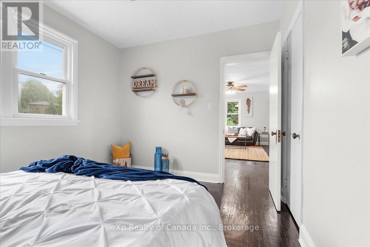 68 Cedar Street, Woodstock, Ontario  N4S 3P8 - Photo 15 - X12372205