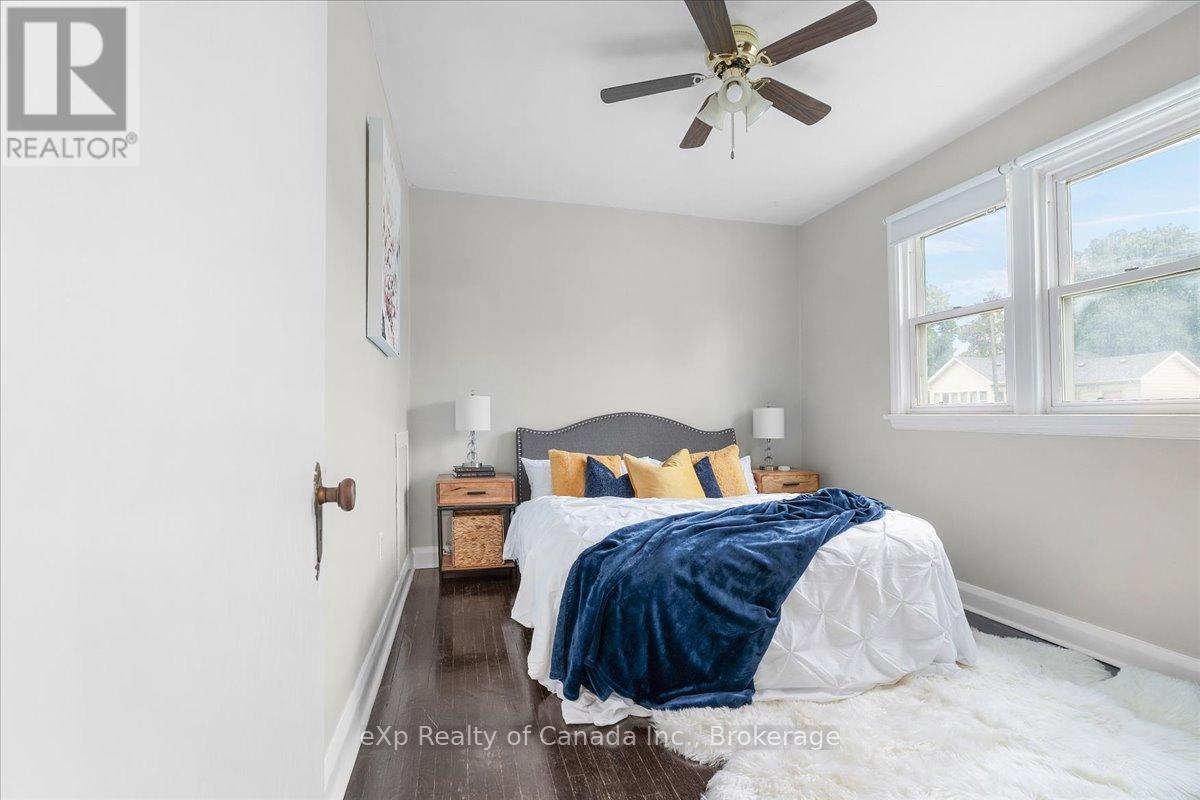 68 Cedar Street, Woodstock, Ontario  N4S 3P8 - Photo 14 - X12372205