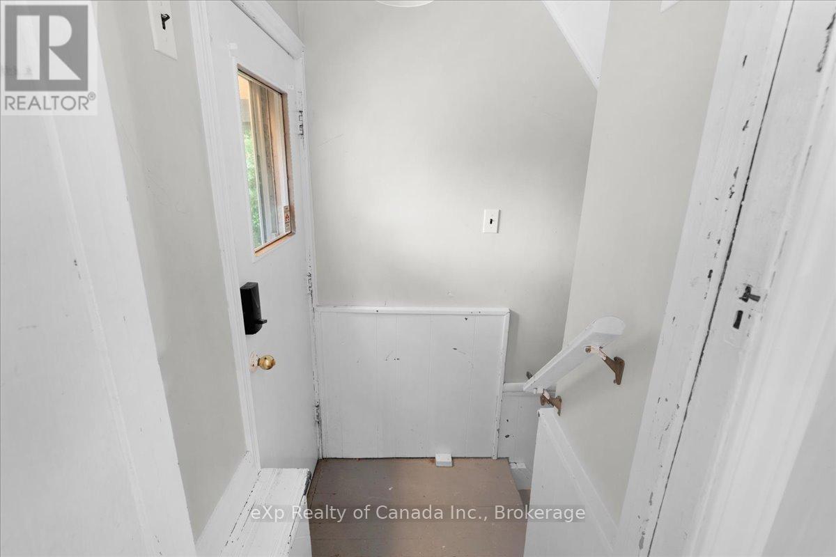 68 Cedar Street, Woodstock, Ontario  N4S 3P8 - Photo 24 - X12372205