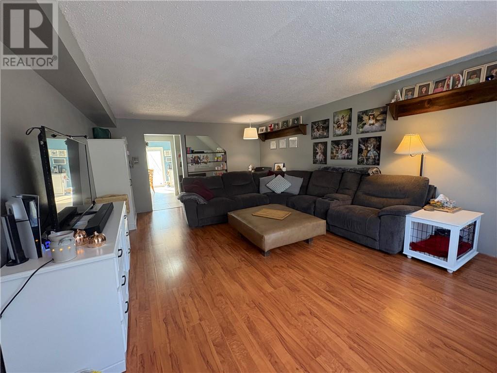 63 Elmhurst Court, Sudbury, Ontario  P3A 5Z4 - Photo 9 - 2125163