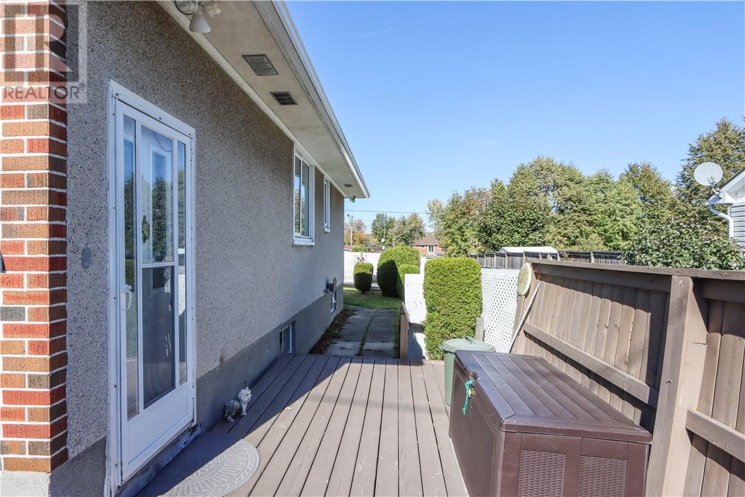 1196 Woodbine Avenue, Sudbury, Ontario  P3A 2M1 - Photo 3 - 2125152