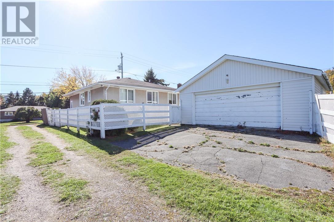 1196 Woodbine Avenue, Sudbury, Ontario  P3A 2M1 - Photo 54 - 2125152