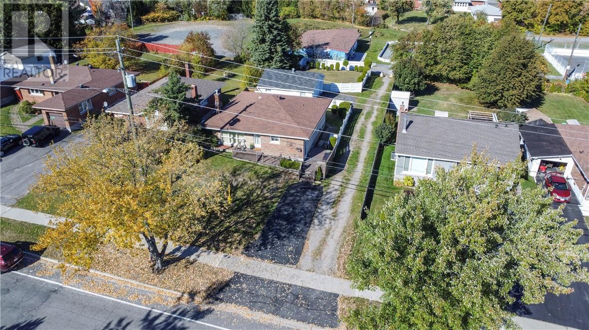 1196 Woodbine Avenue, Sudbury, Ontario  P3A 2M1 - Photo 57 - 2125152