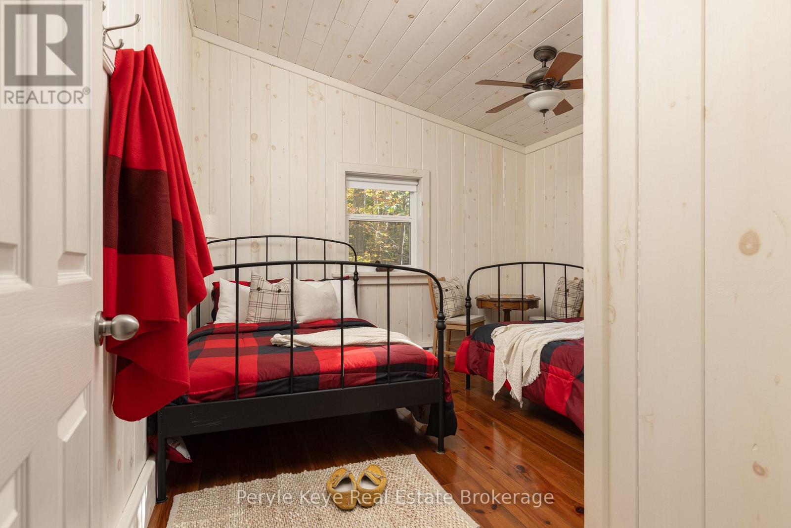 1127 Whispering Pines Trail, Bracebridge, Ontario  P0H 0A9 - Photo 21 - X12455871