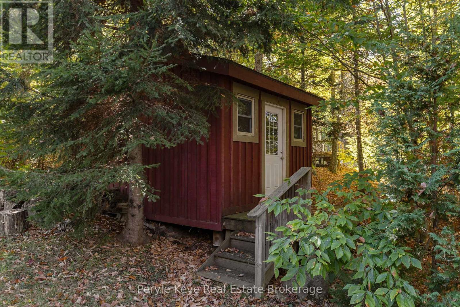 1127 Whispering Pines Trail, Bracebridge, Ontario  P0H 0A9 - Photo 33 - X12455871