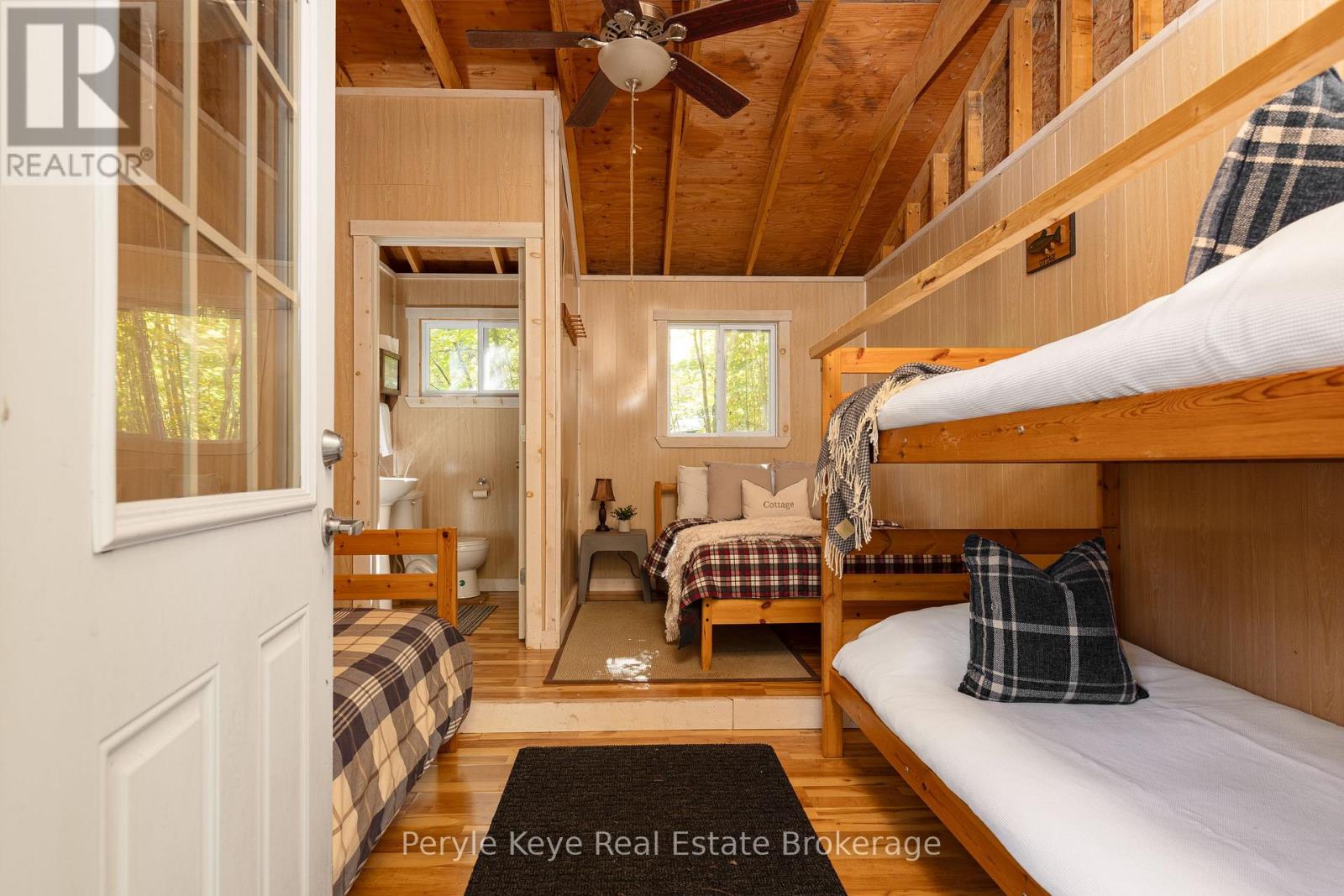 1127 Whispering Pines Trail, Bracebridge, Ontario  P0H 0A9 - Photo 34 - X12455871
