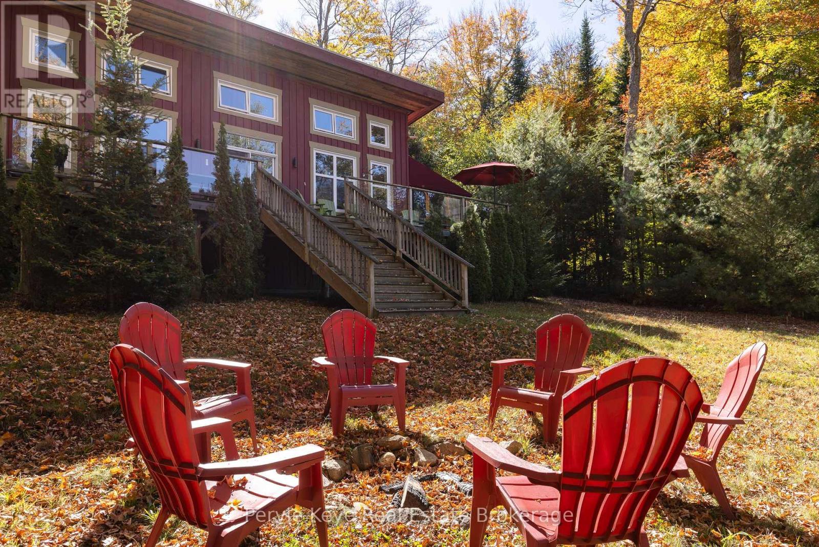 1127 Whispering Pines Trail, Bracebridge, Ontario  P0H 0A9 - Photo 45 - X12455871