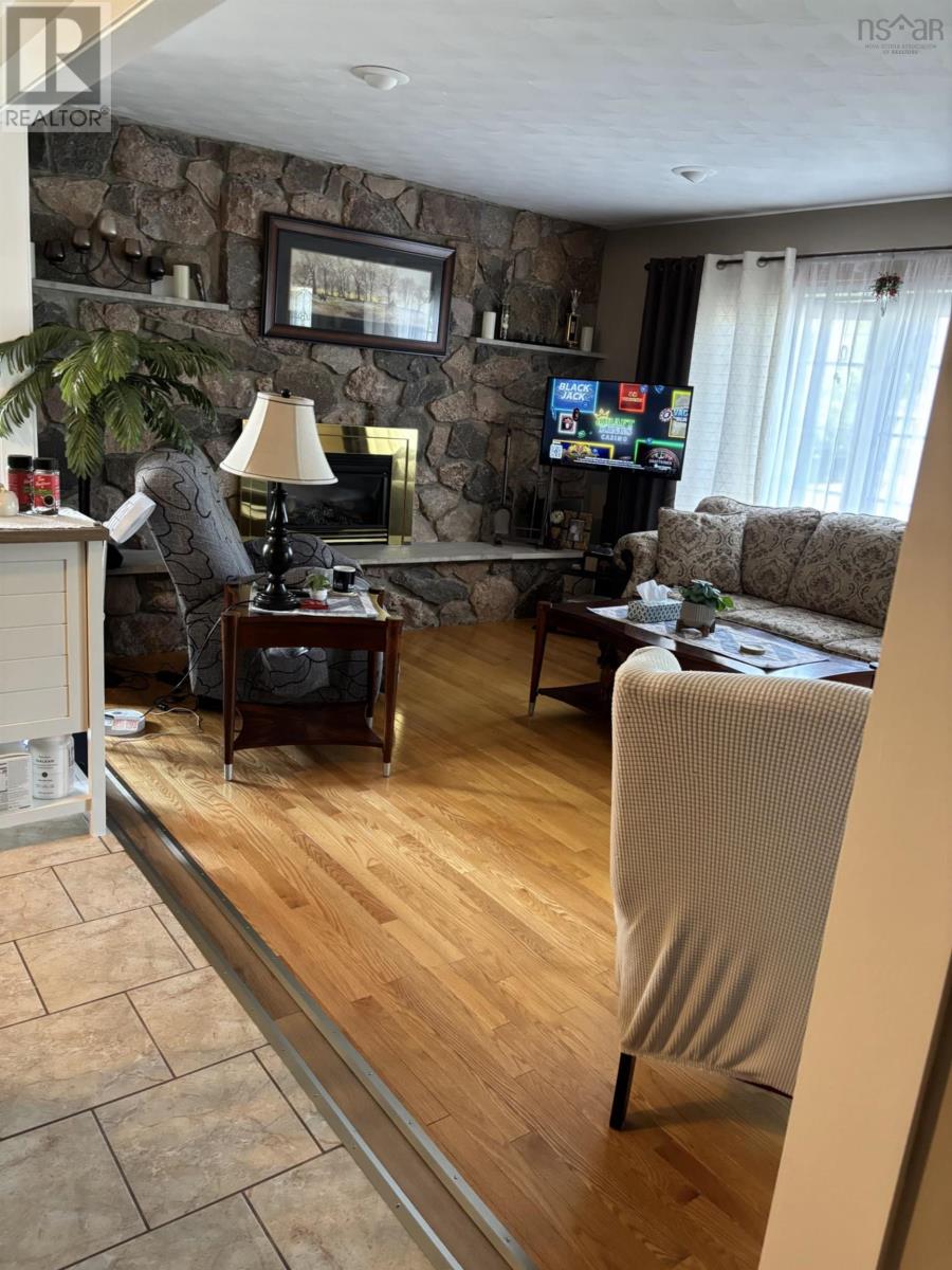 37 Stacey Avenue, North Sydney, Nova Scotia  B2A 3P3 - Photo 16 - 202520766