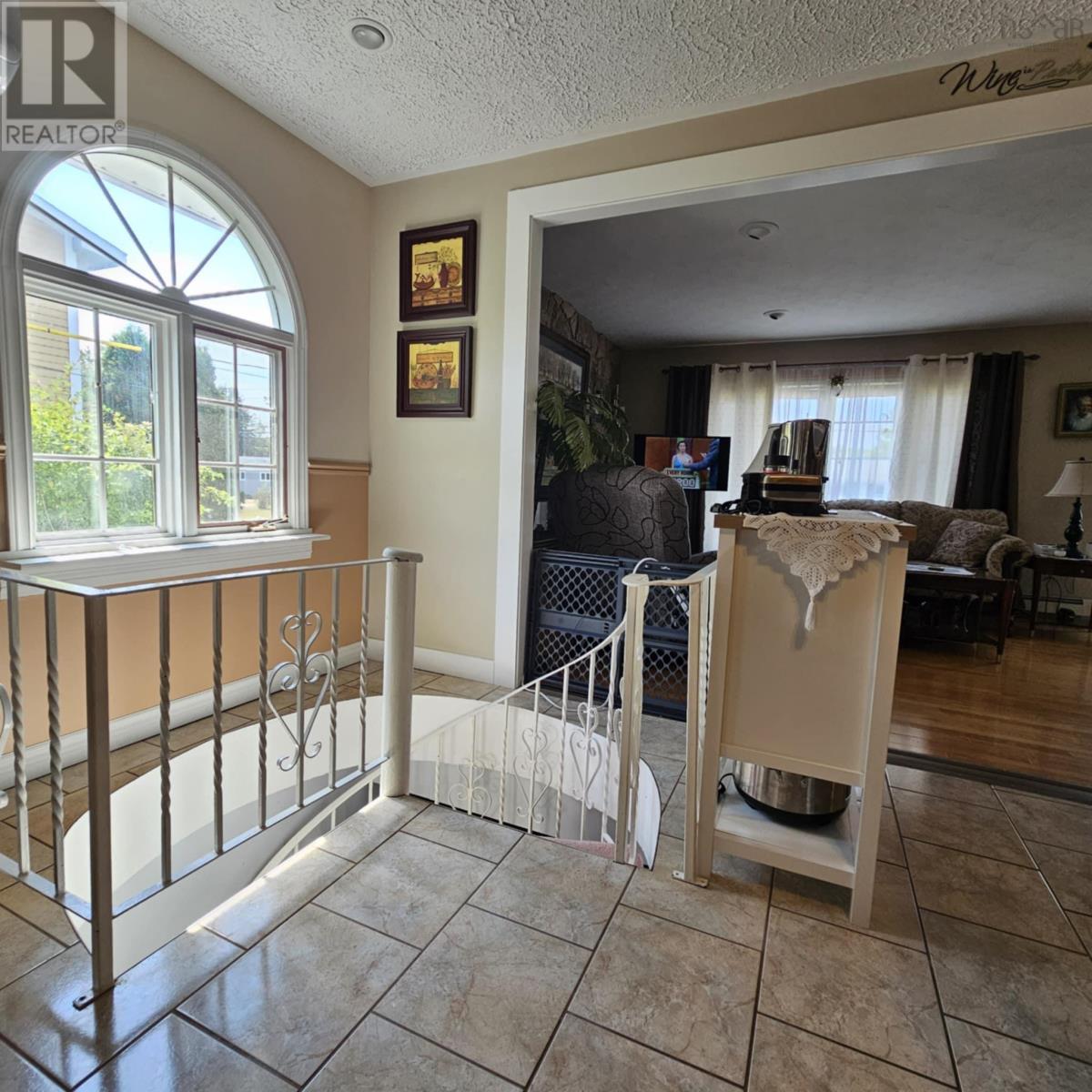 37 Stacey Avenue, North Sydney, Nova Scotia  B2A 3P3 - Photo 24 - 202520766
