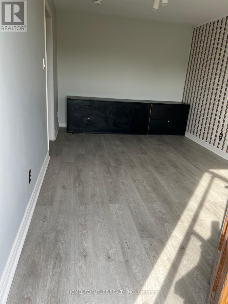 Bsmt - 34 Oakmeadow Boulevard, Toronto, Ontario  M1E 4G1 - Photo 13 - E12455638