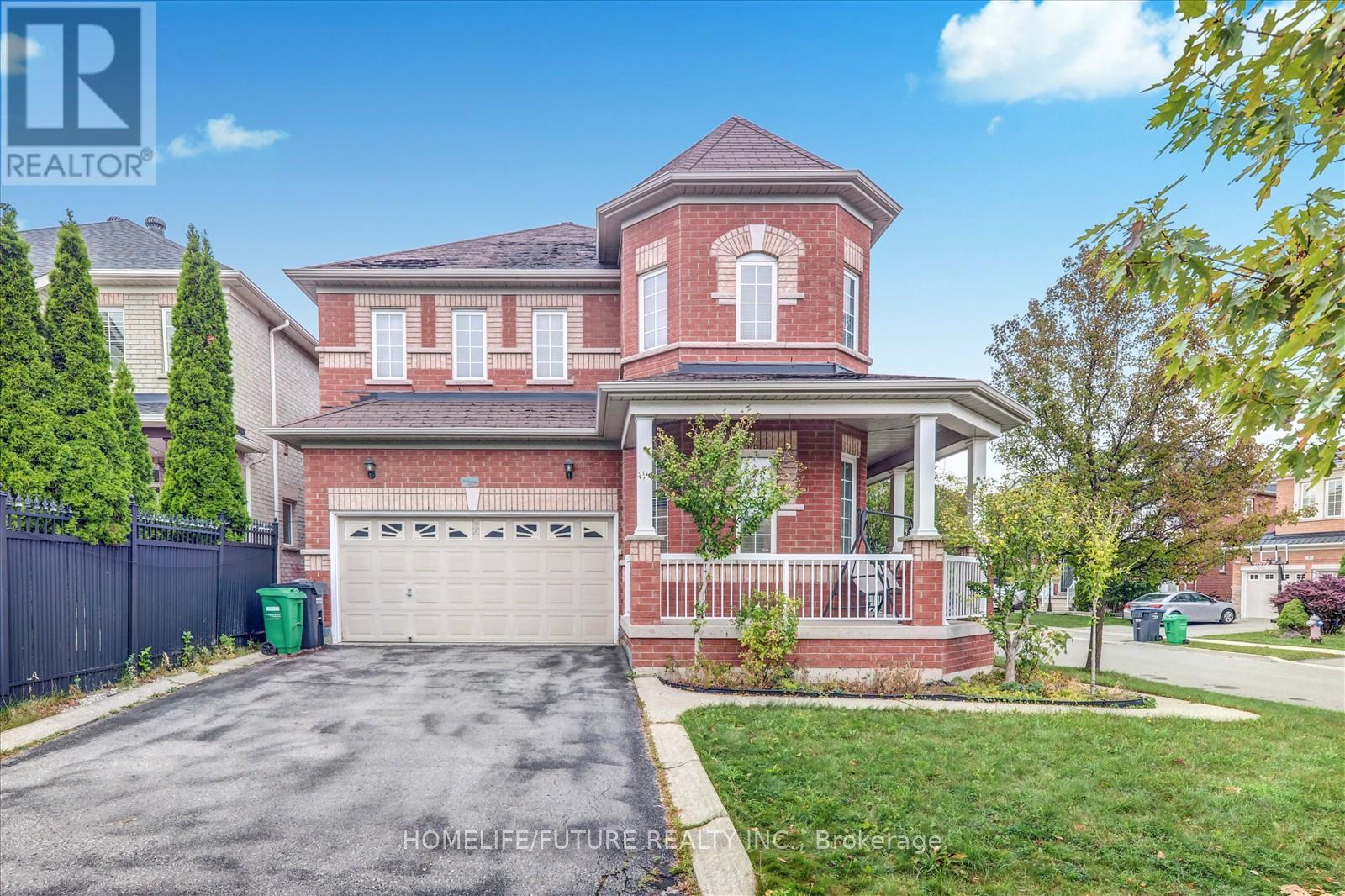 2 Tovey Terrace, Brampton, Ontario  L6R 3E6 - Photo 5 - W12455617