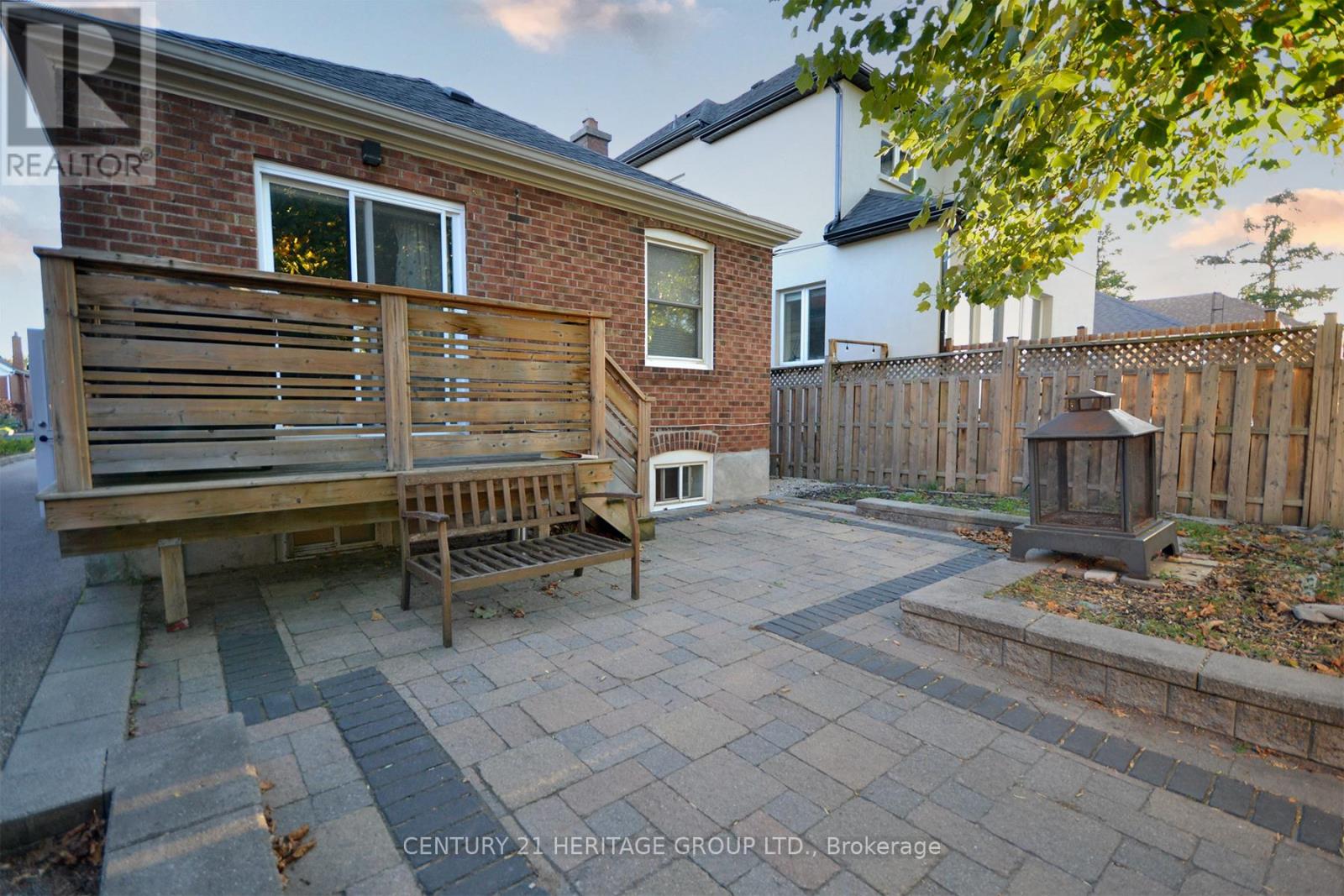 Lower - 38 Ellins Avenue, Toronto, Ontario  M6N 2A5 - Photo 13 - W12452506