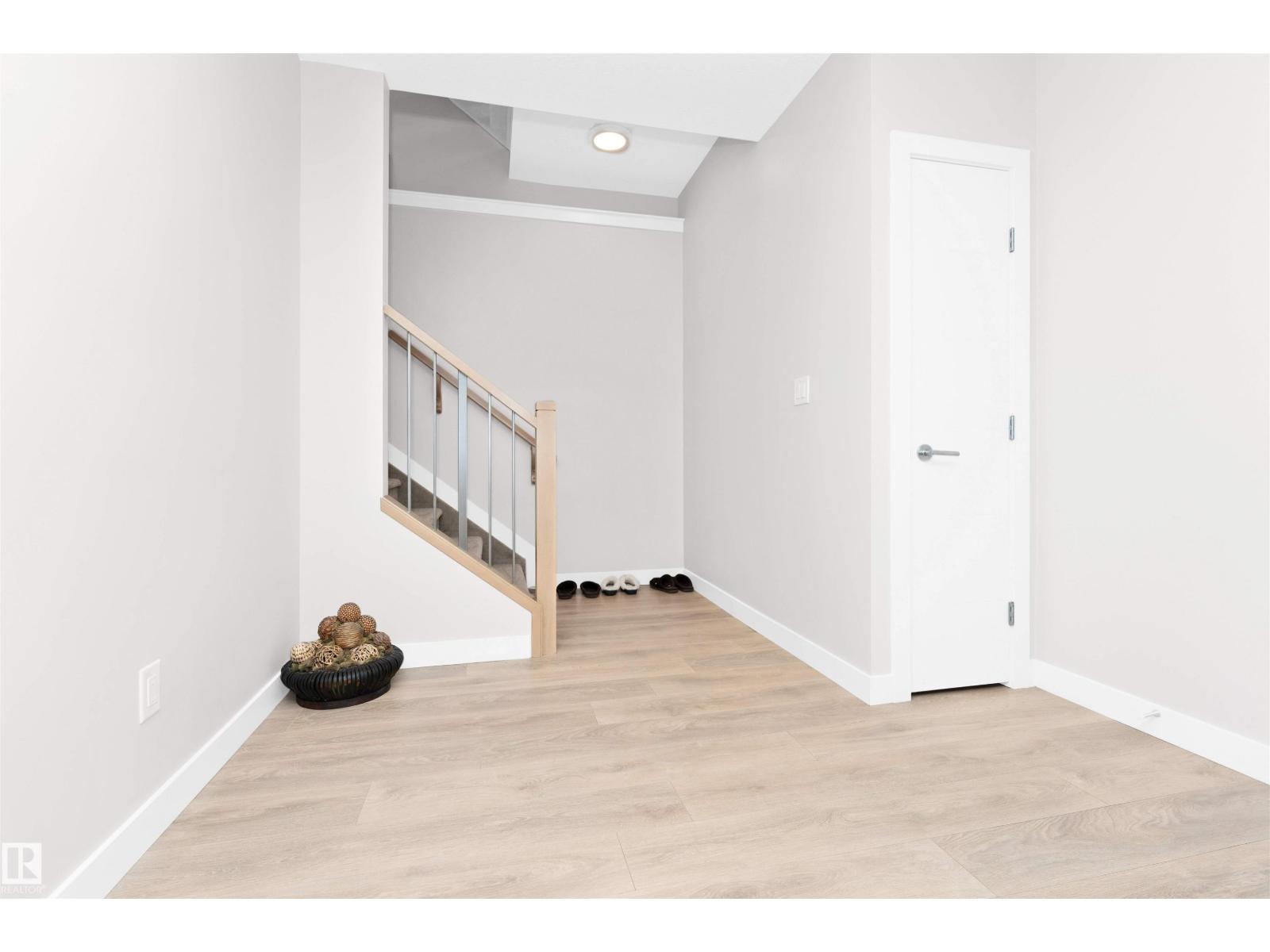 7404 May Cm Nw, Edmonton, Alberta  T6R 0V3 - Photo 40 - E4461622