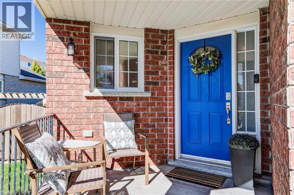 413 Hidden Creek Drive, Kitchener, Ontario  N2N 3N2 - Photo 3 - 40777587