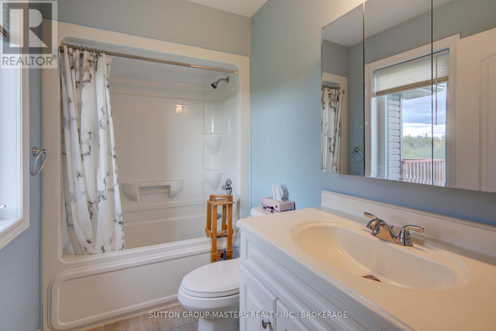 4759 Florida Road, Loyalist, Ontario  K0H 2H0 - Photo 20 - X12455881