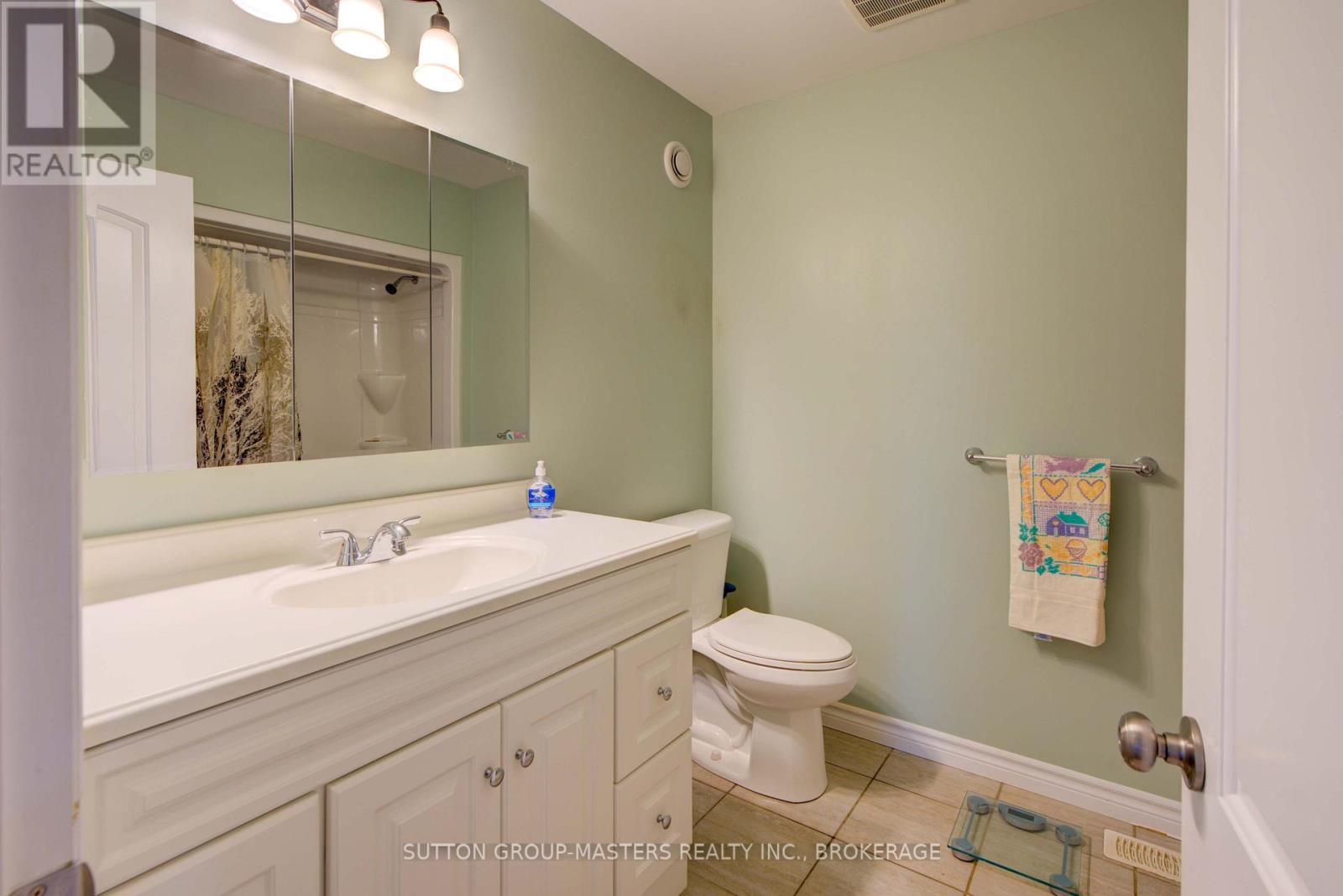 4759 Florida Road, Loyalist, Ontario  K0H 2H0 - Photo 24 - X12455881