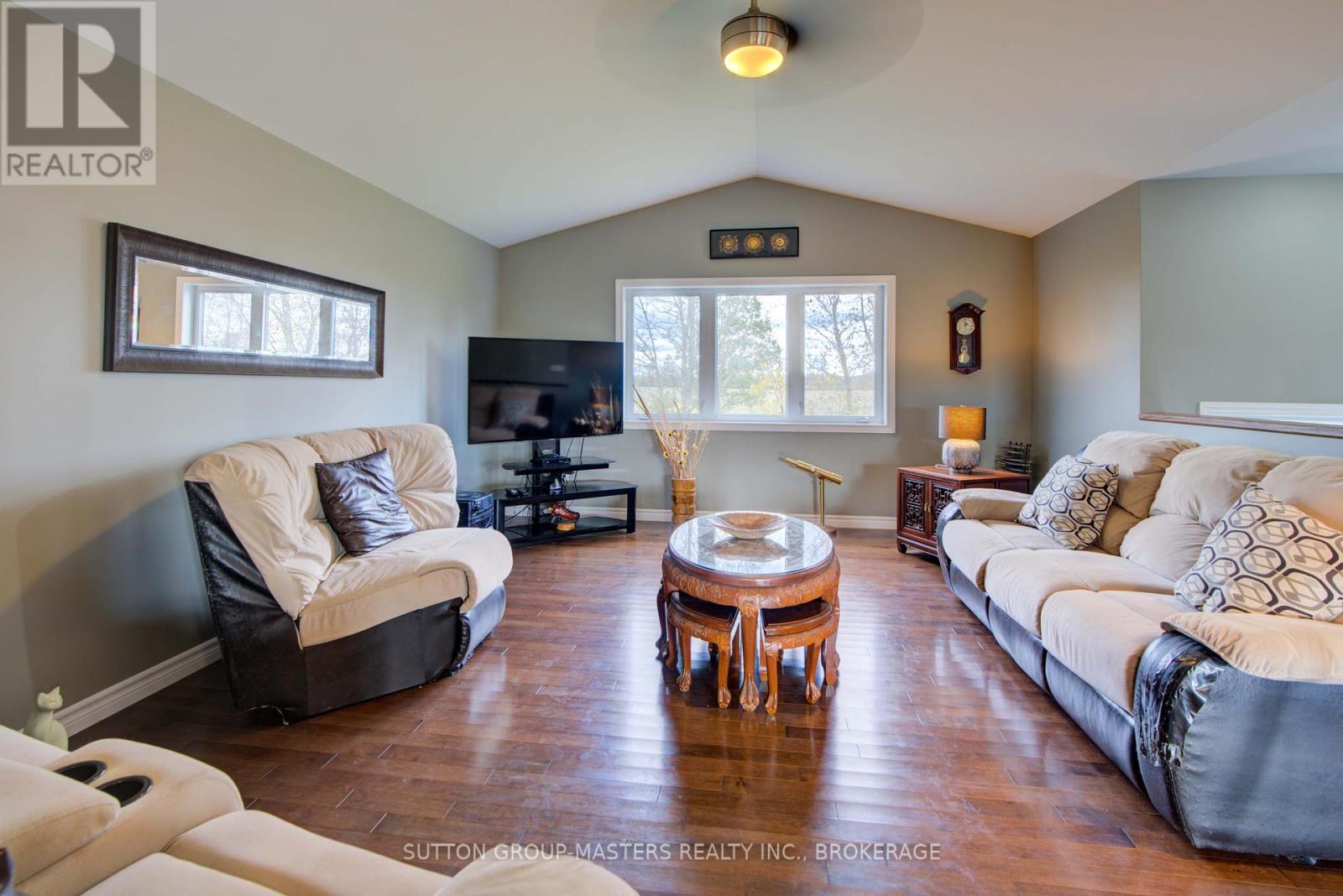 4759 Florida Road, Loyalist, Ontario  K0H 2H0 - Photo 5 - X12455881