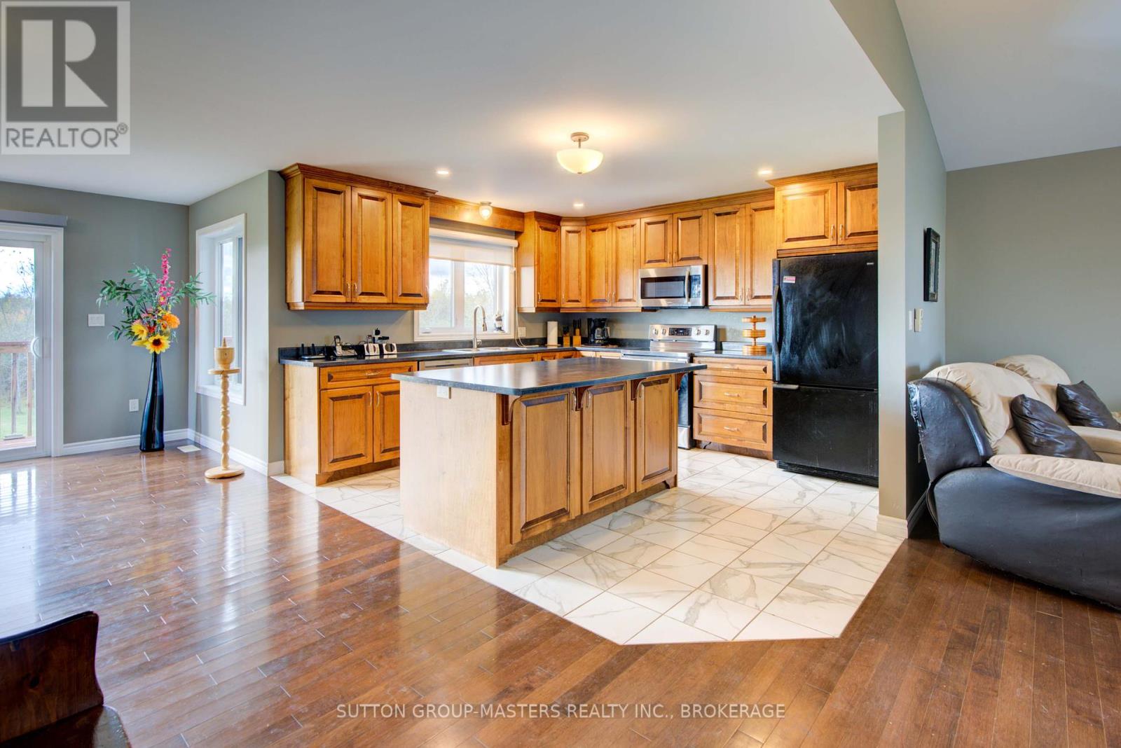 4759 Florida Road, Loyalist, Ontario  K0H 2H0 - Photo 9 - X12455881