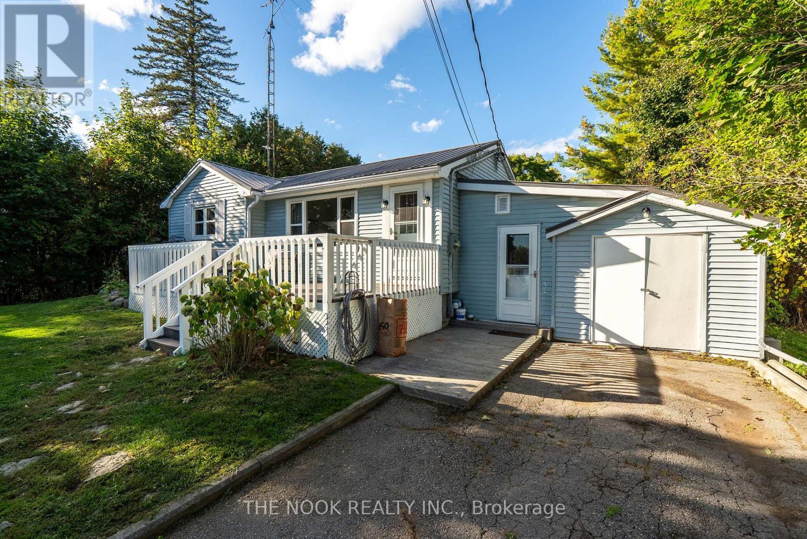 542 Rosebush Road, Quinte West (Sidney Ward), Ontario  K0K 2C0 - Photo 40 - X12455878