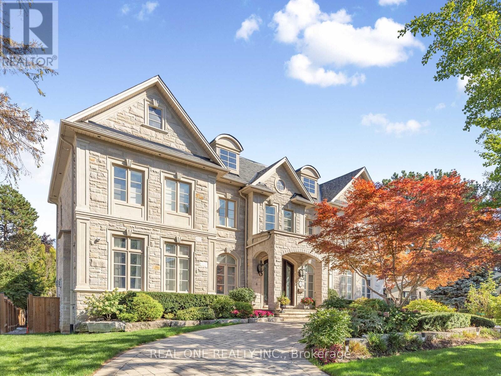25 DEMPSEY CRESCENT, Toronto, Ontario
