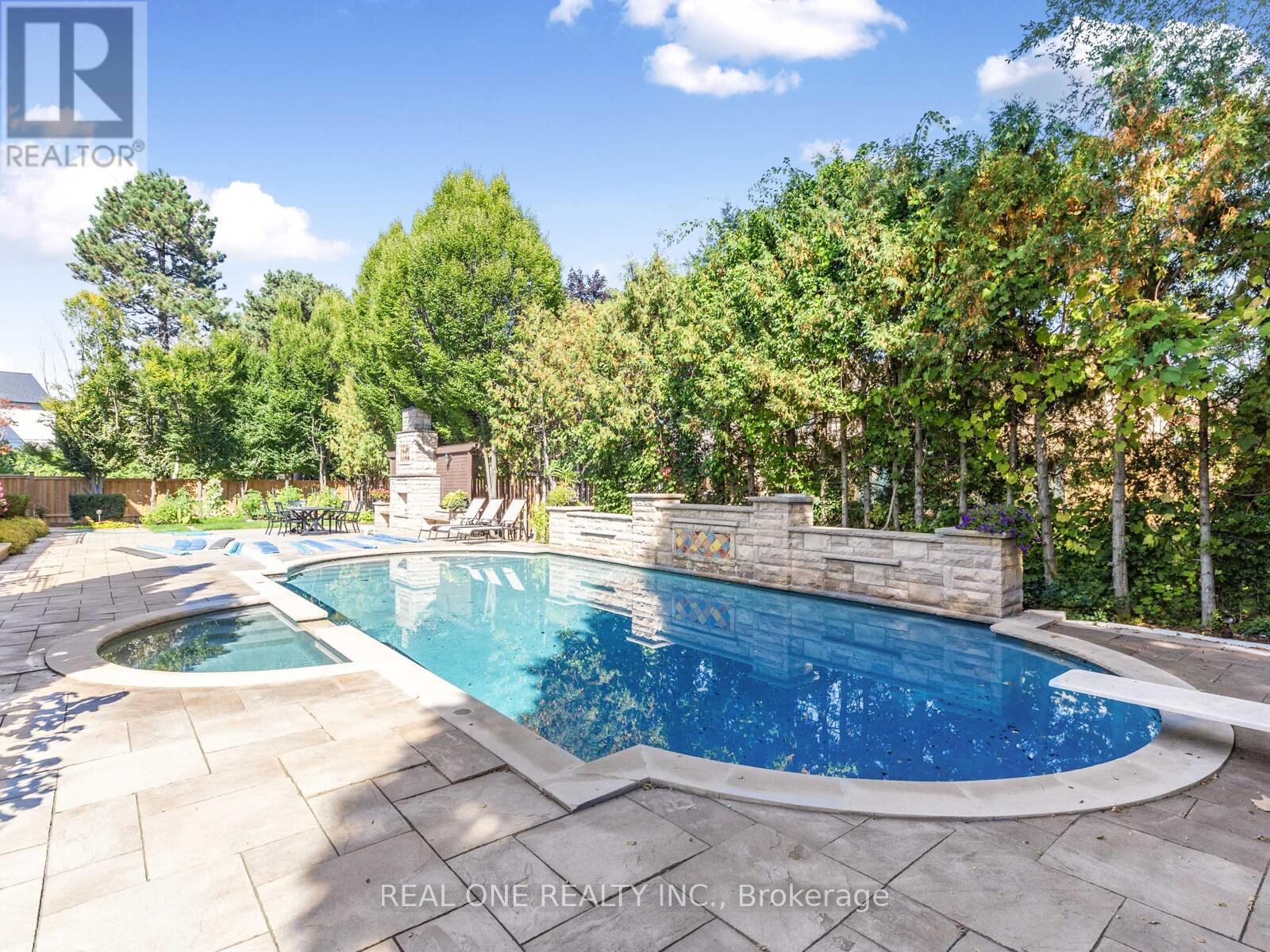 25 Dempsey Crescent, Toronto, Ontario  M2L 1Y4 - Photo 28 - C12455840