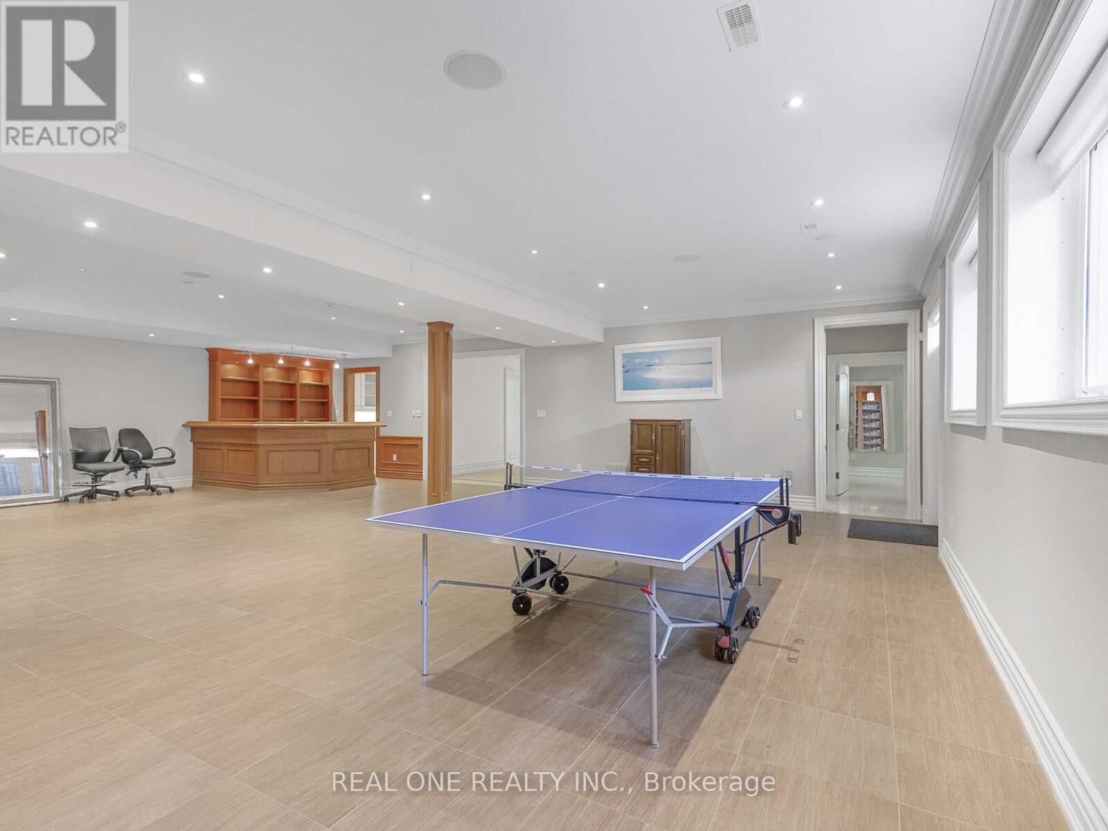 25 Dempsey Crescent, Toronto, Ontario  M2L 1Y4 - Photo 6 - C12455840
