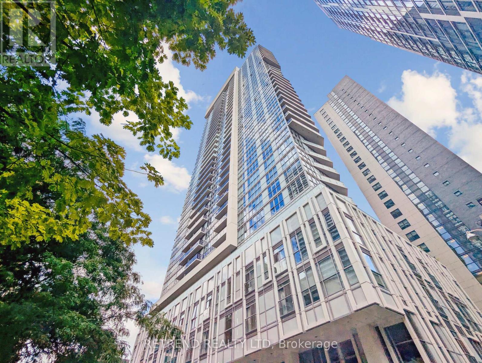 908 - 77 MUTUAL STREET, Toronto, Ontario