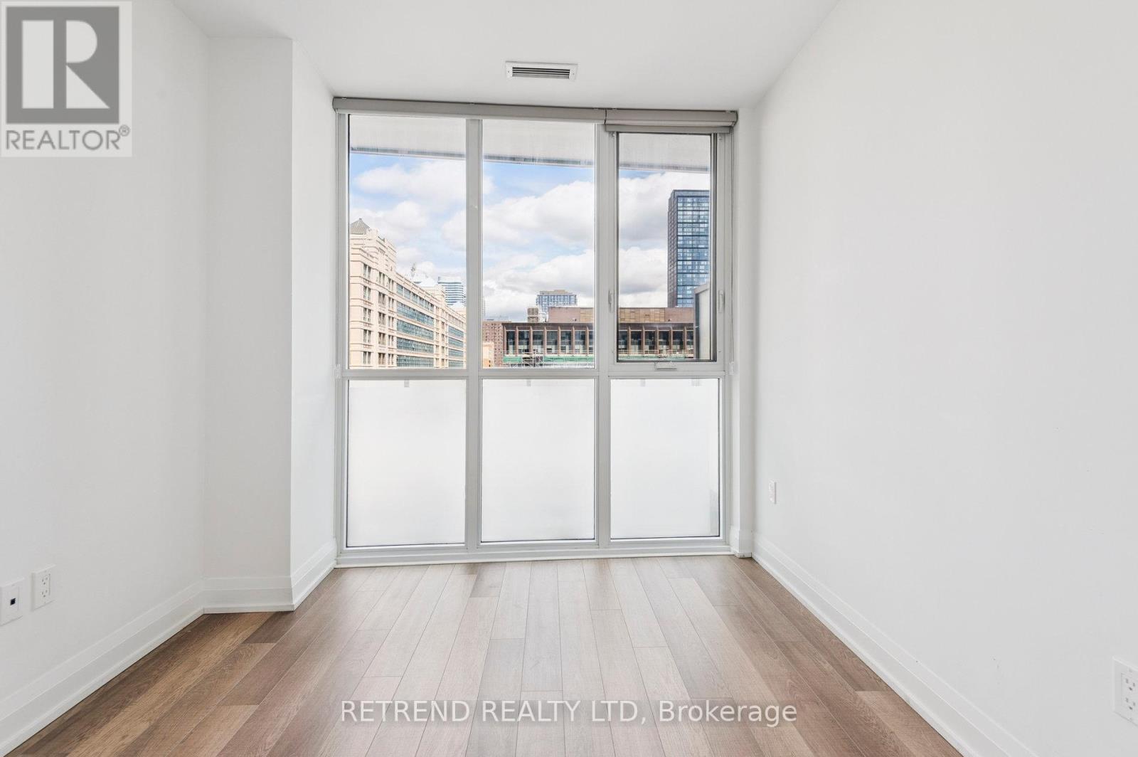 908 - 77 Mutual Street, Toronto, Ontario  M5B 2A9 - Photo 16 - C12455846
