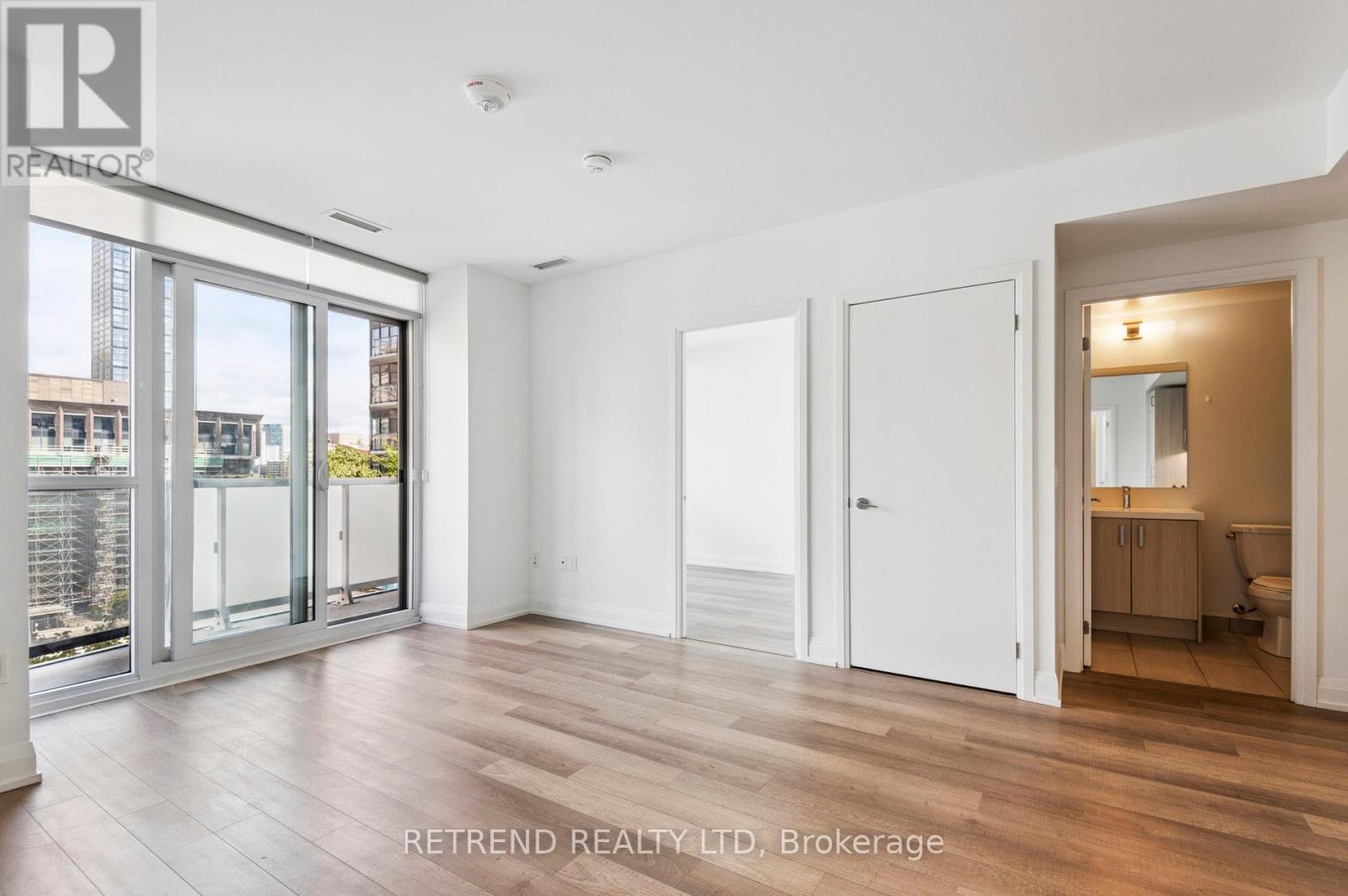 908 - 77 Mutual Street, Toronto, Ontario  M5B 2A9 - Photo 8 - C12455846