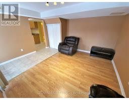 124 MEANDERING TRAIL, Toronto, Ontario