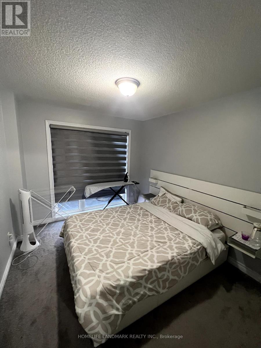 1158 Drawstring Lane, Pickering, Ontario  L1X 0G7 - Photo 10 - E12455857