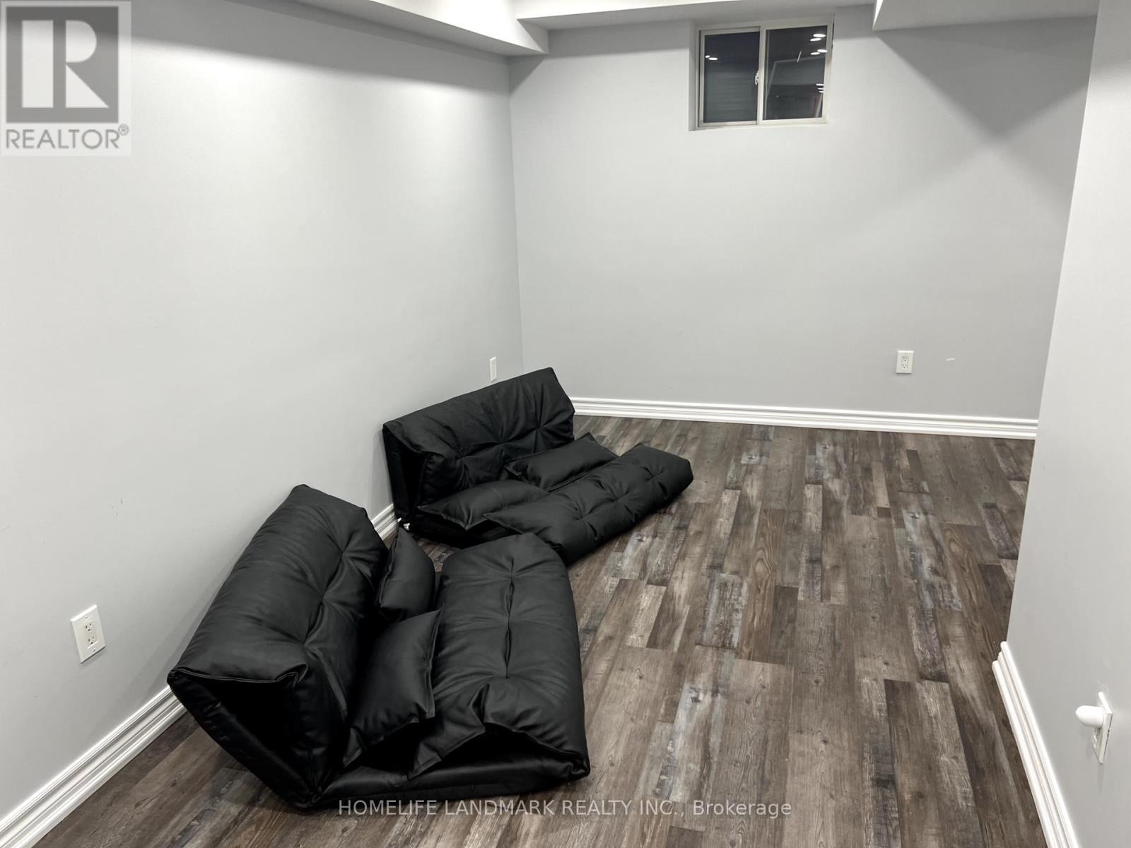 1158 Drawstring Lane, Pickering, Ontario  L1X 0G7 - Photo 14 - E12455857