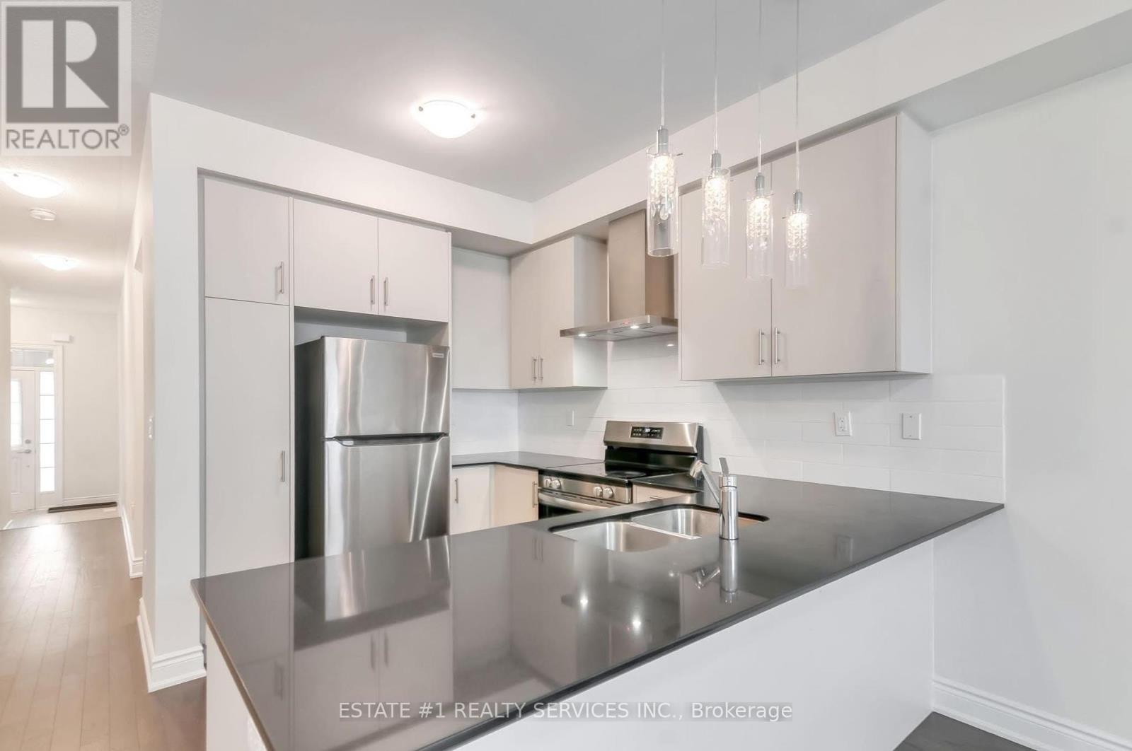 29 Bermondsey Way, Brampton, Ontario  L6Y 0E4 - Photo 15 - W12455859
