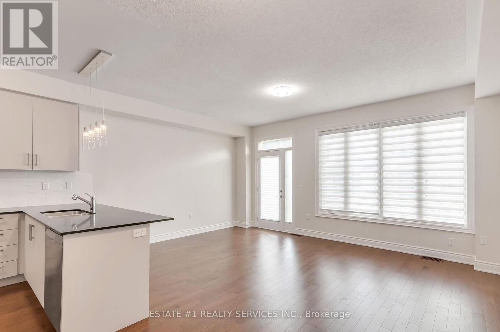 29 Bermondsey Way, Brampton, Ontario  L6Y 0E4 - Photo 17 - W12455859