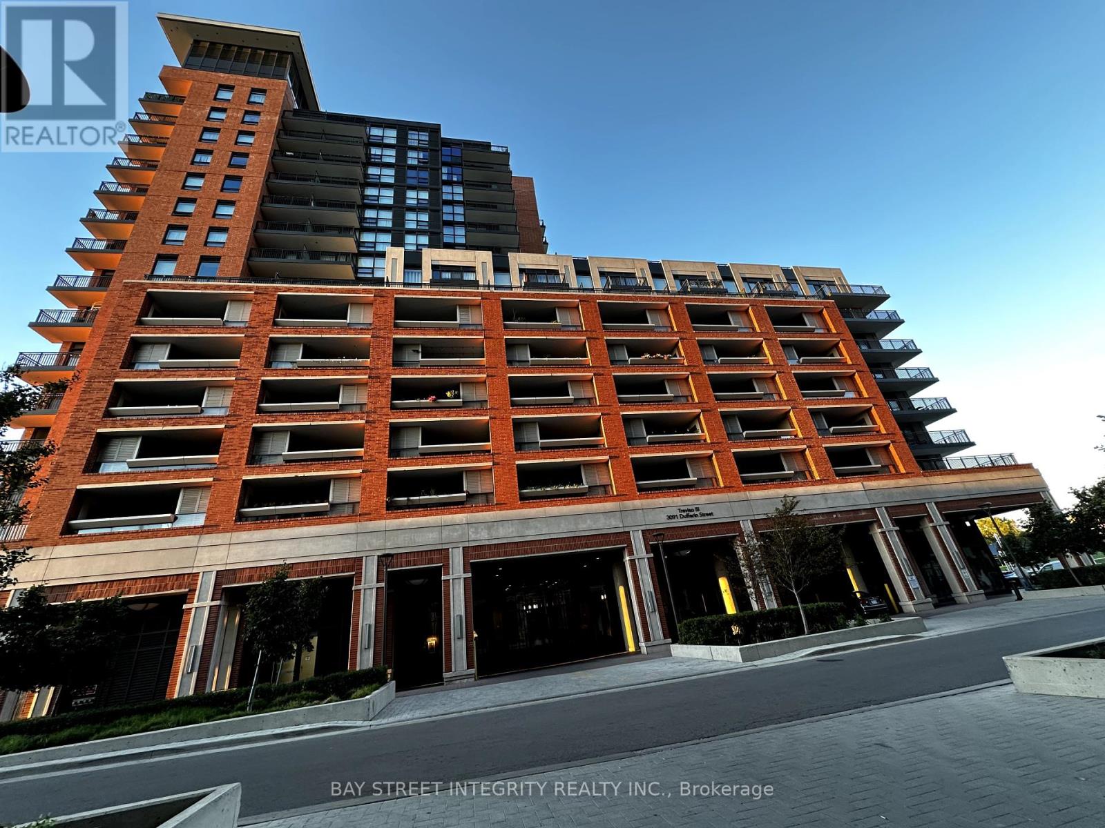 1102 - 3091 DUFFERIN STREET, Toronto, Ontario