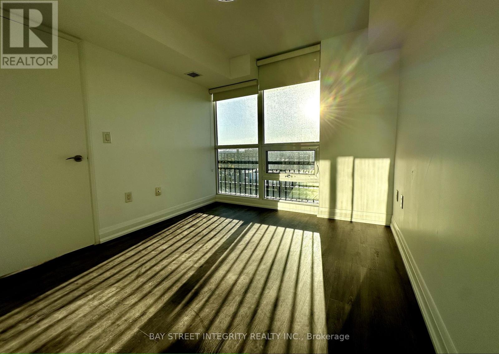 1102 - 3091 Dufferin Street, Toronto, Ontario  M6A 0C4 - Photo 11 - W12455863