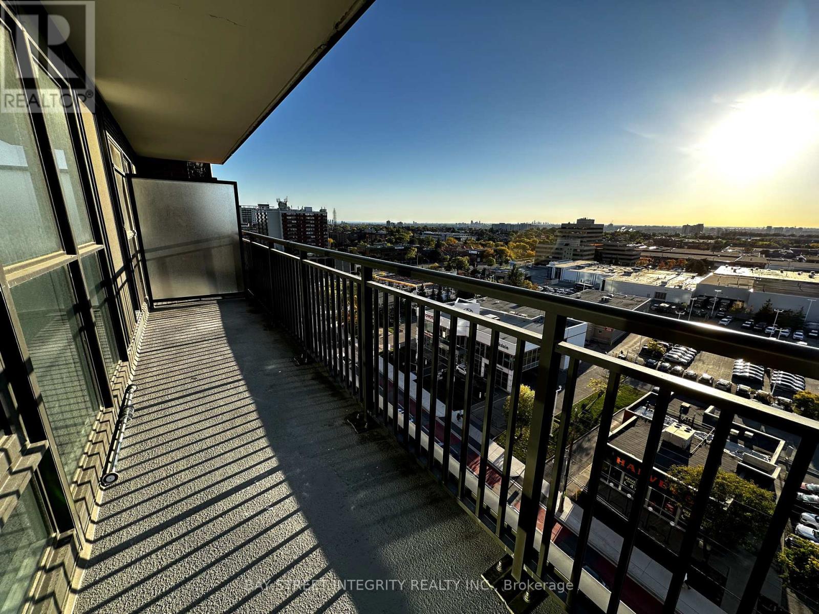 1102 - 3091 Dufferin Street, Toronto, Ontario  M6A 0C4 - Photo 17 - W12455863