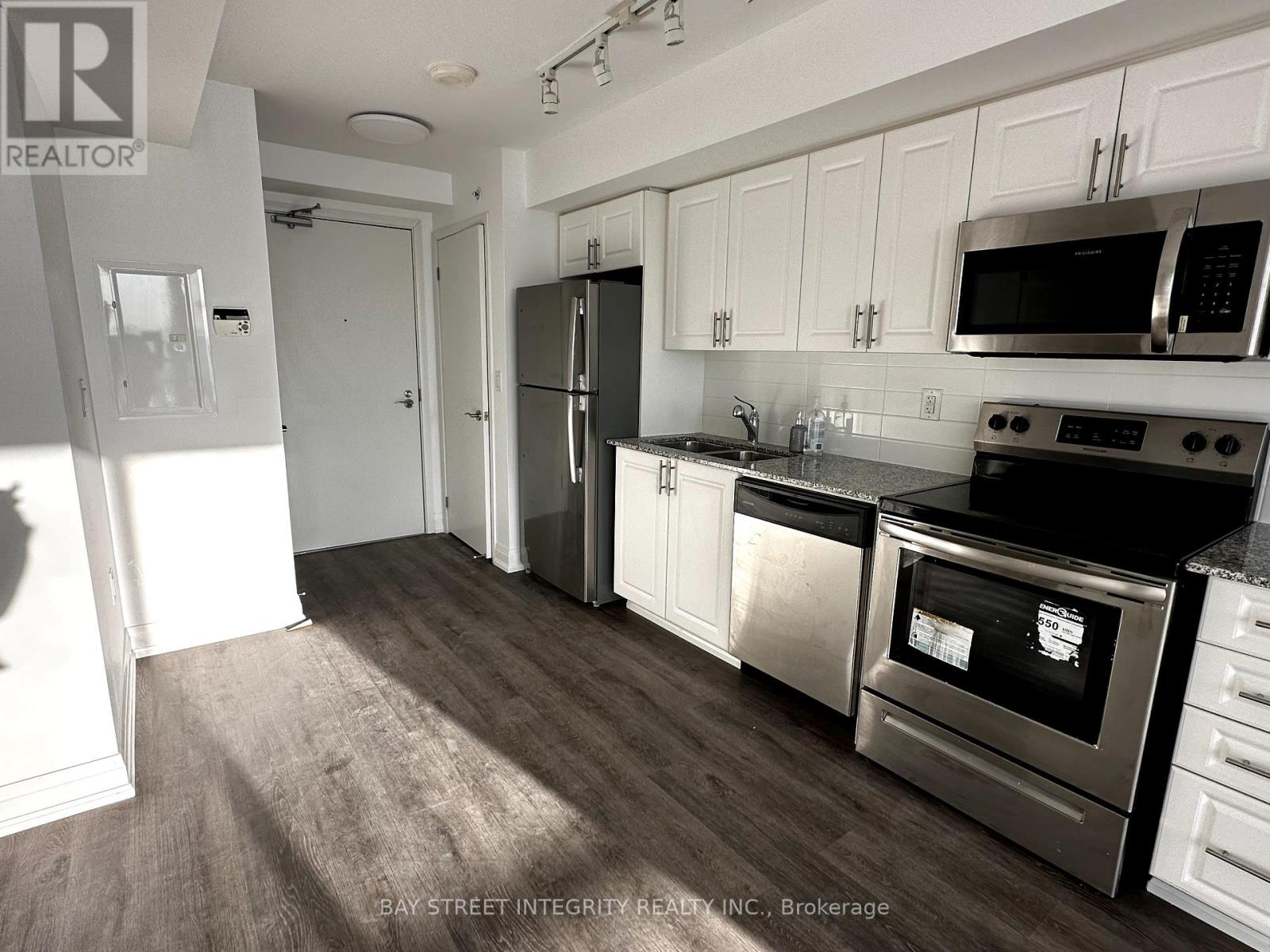 1102 - 3091 Dufferin Street, Toronto, Ontario  M6A 0C4 - Photo 8 - W12455863