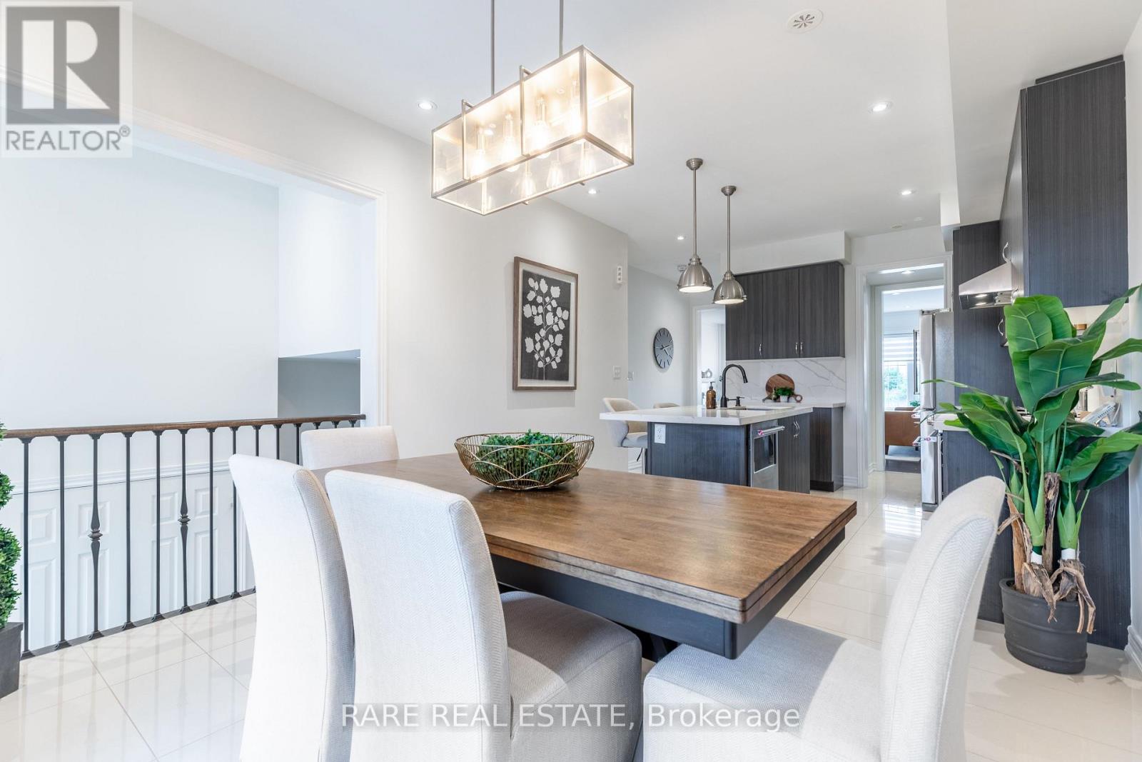 483 Terrace Way, Oakville, Ontario  L6M 1N5 - Photo 6 - W12455869