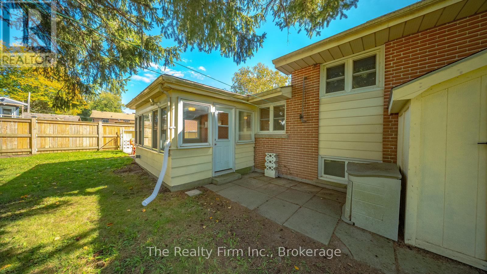 535 Devonshire Avenue, Woodstock, Ontario  N4S 5P9 - Photo 29 - X12455883
