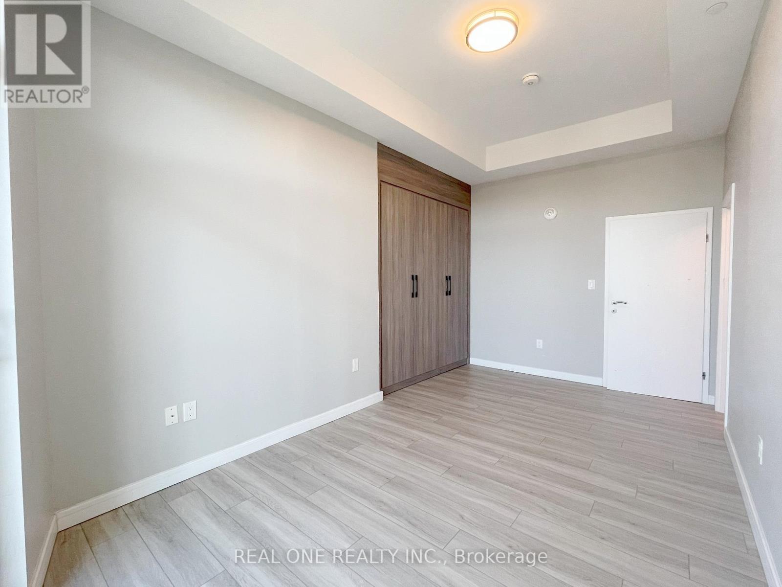 2102 - 20 George Street, Hamilton, Ontario  L8P 0C4 - Photo 12 - X12455841