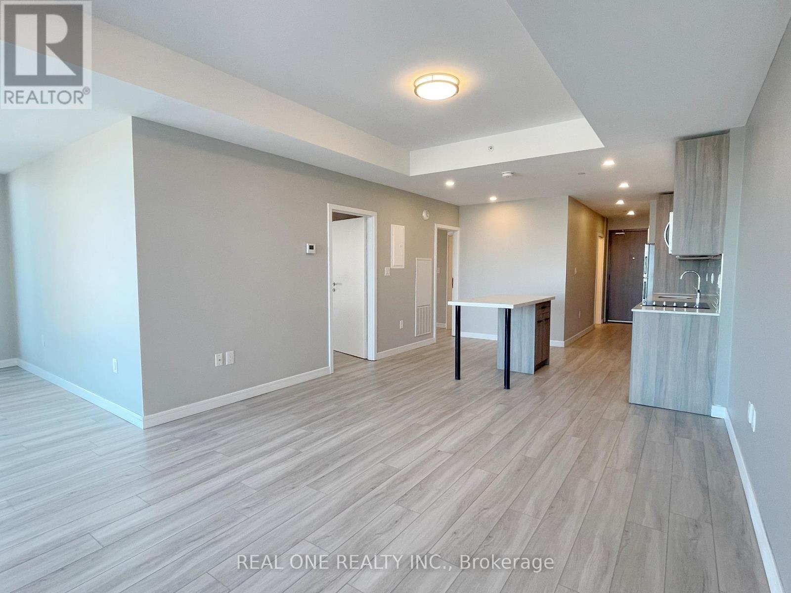 1704 - 20 George Street, Hamilton, Ontario  L8P 0C4 - Photo 11 - X12455845