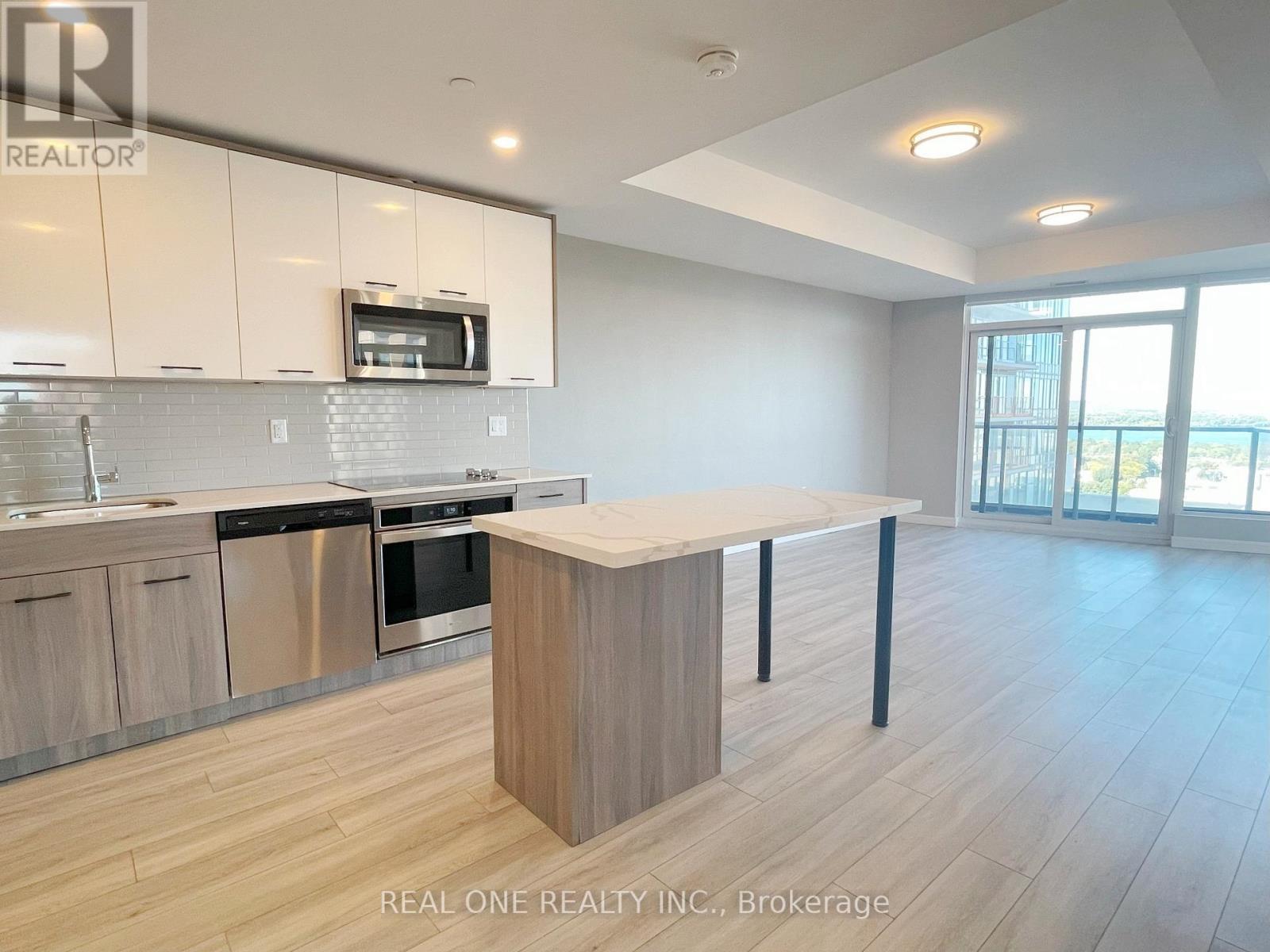 1704 - 20 George Street, Hamilton, Ontario  L8P 0C4 - Photo 5 - X12455845
