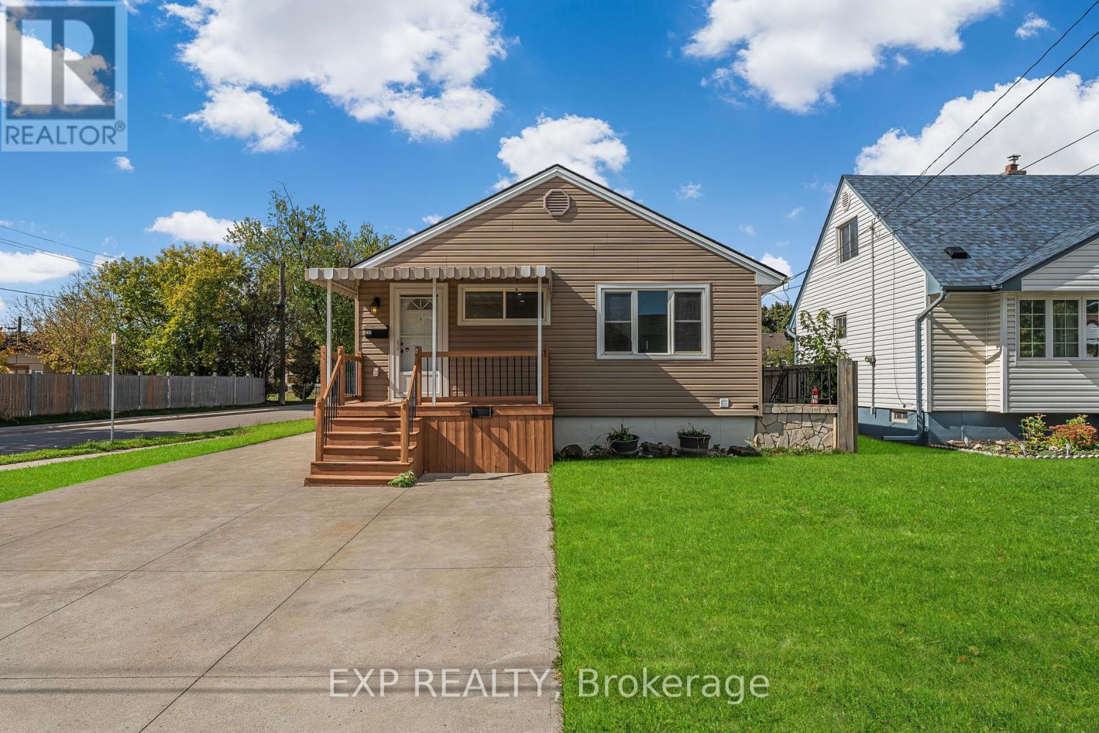237 Adair Avenue N, Hamilton, Ontario  L8H 6B3 - Photo 2 - X12455853