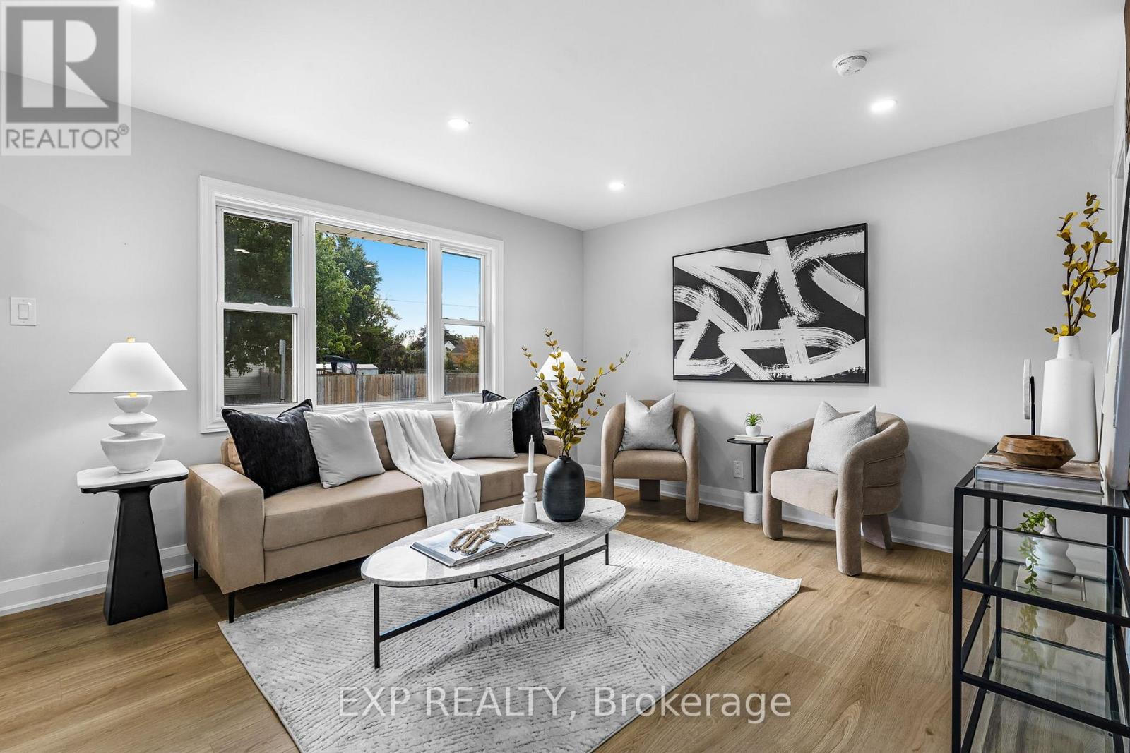 237 Adair Avenue N, Hamilton, Ontario  L8H 6B3 - Photo 7 - X12455853