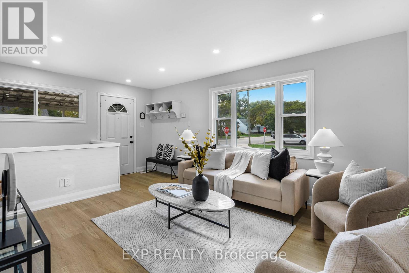 237 Adair Avenue N, Hamilton, Ontario  L8H 6B3 - Photo 8 - X12455853